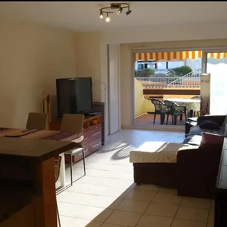 Port Dauphin Ii, T3, 6 Pers, Piscine, Parking, Wifi, Centre Port Apartment *