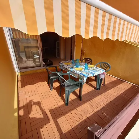 Apartment Port Dauphin Ii,t3 Centre Port Avec Parking, Piscine, Clim, Wifi