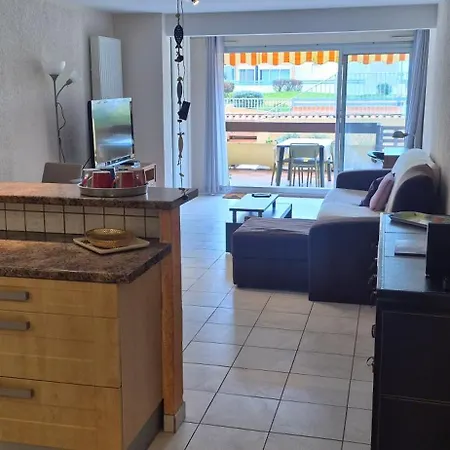 Port Dauphin Ii,t3 Centre Port Avec Parking, Piscine, Clim, Wifi Apartment